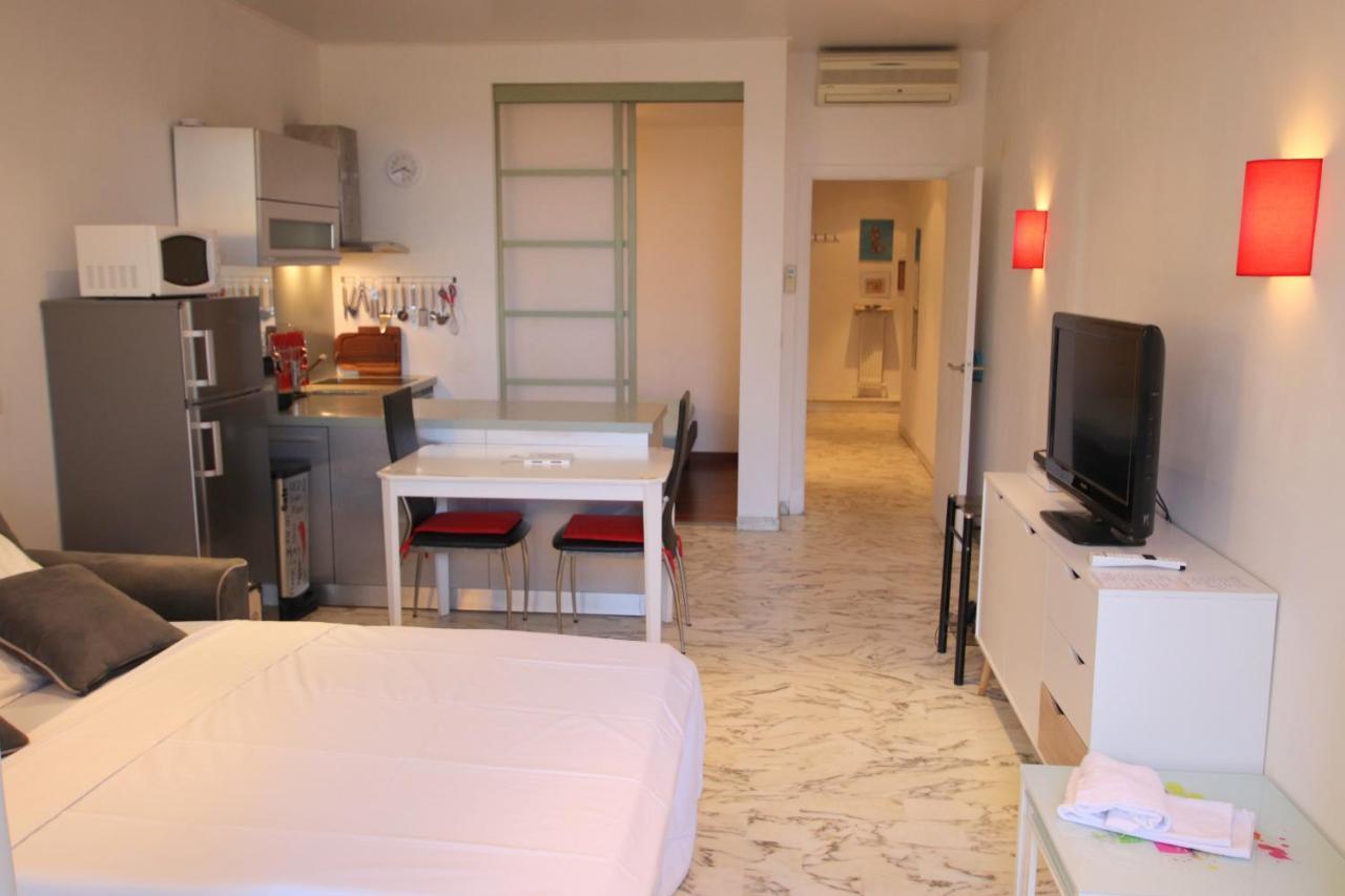 Happyfew Eros Apartment Nice Luaran gambar
